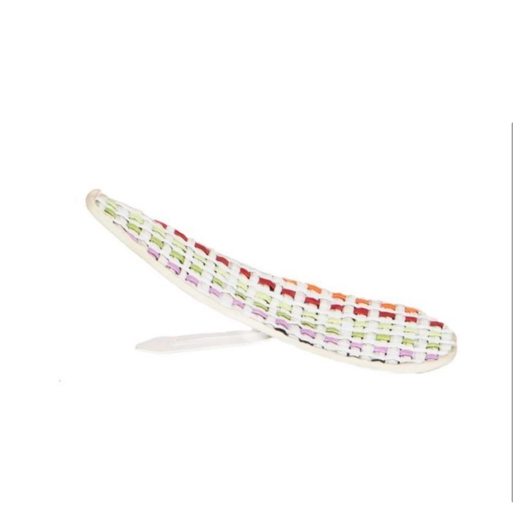 Wicker-Like Thread Hair Clip - Picture 2 of 4